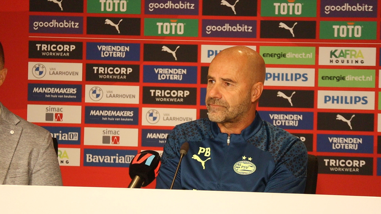 Thumbnail for article: Bosz wilde voormalig rechterhand meenemen naar PSV: 'Hij wil niet'