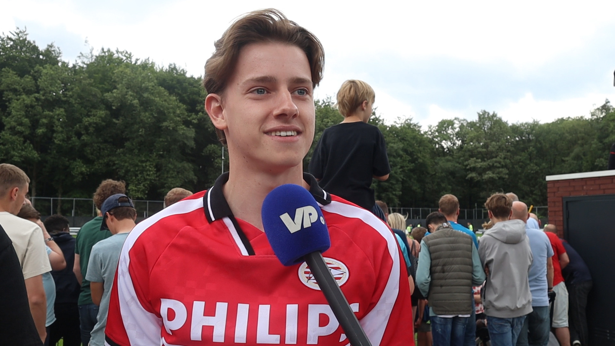 Thumbnail for article: PSV-supporters reageren gemengd op komst Lang: 'Arrogant, maar nodig'