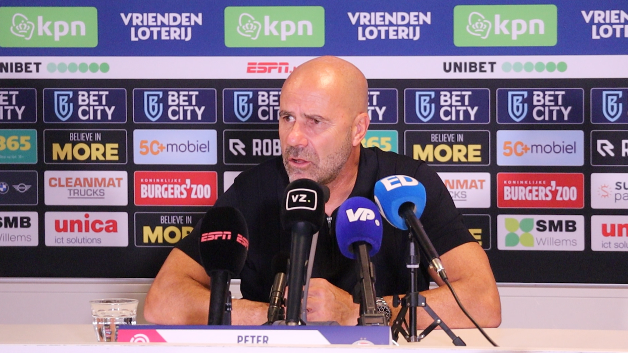 Thumbnail for article: Bosz laakt 'echte verdediger' van PSV: 'Die jongen heeft het niet goed gedaan'