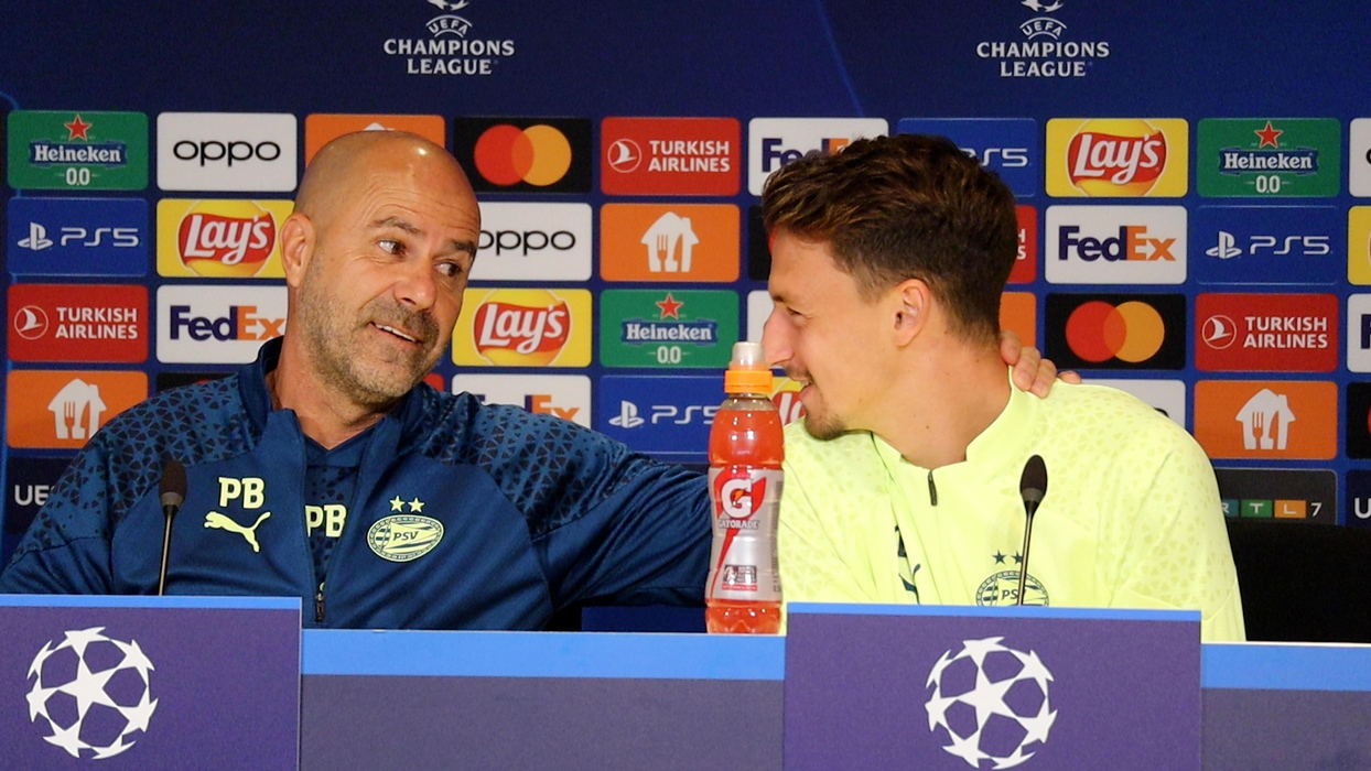 Thumbnail for article: Bosz 'waarschuwt' Boscagli tijdens persconferentie: 'Kijk uit met wat je zegt'