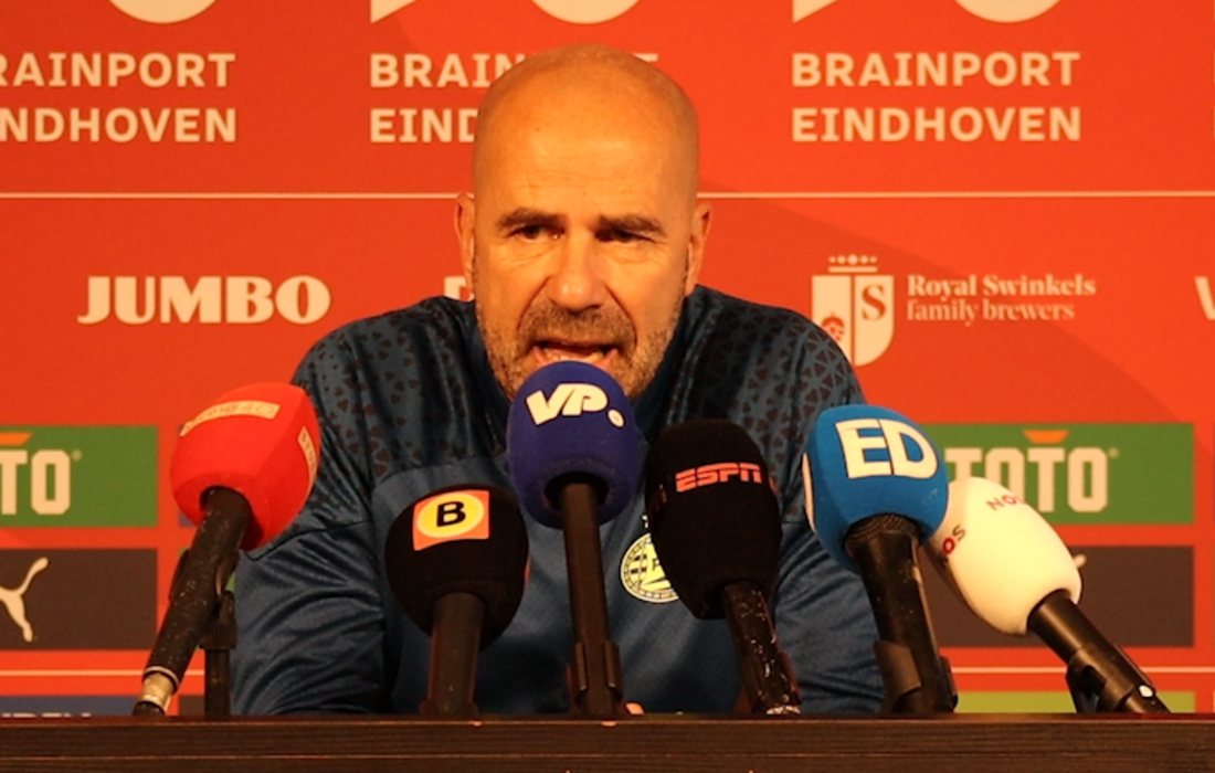 Thumbnail for article: Bosz over 'onzinverhalen' voor PSV-Ajax: 'Lachwekkend en belachelijk'