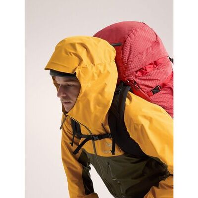 Tatsu/edziza klik voor vergroting