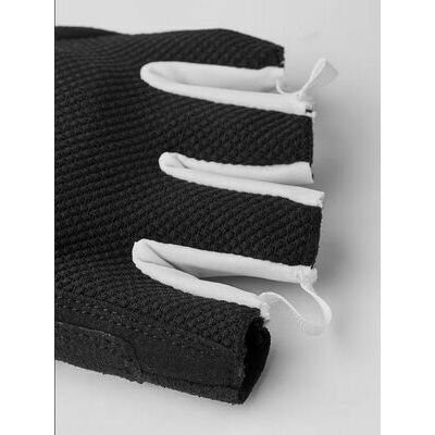 Black klik voor vergroting