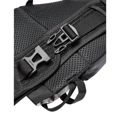 Black klik voor vergroting