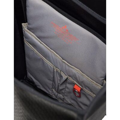 Black klik voor vergroting