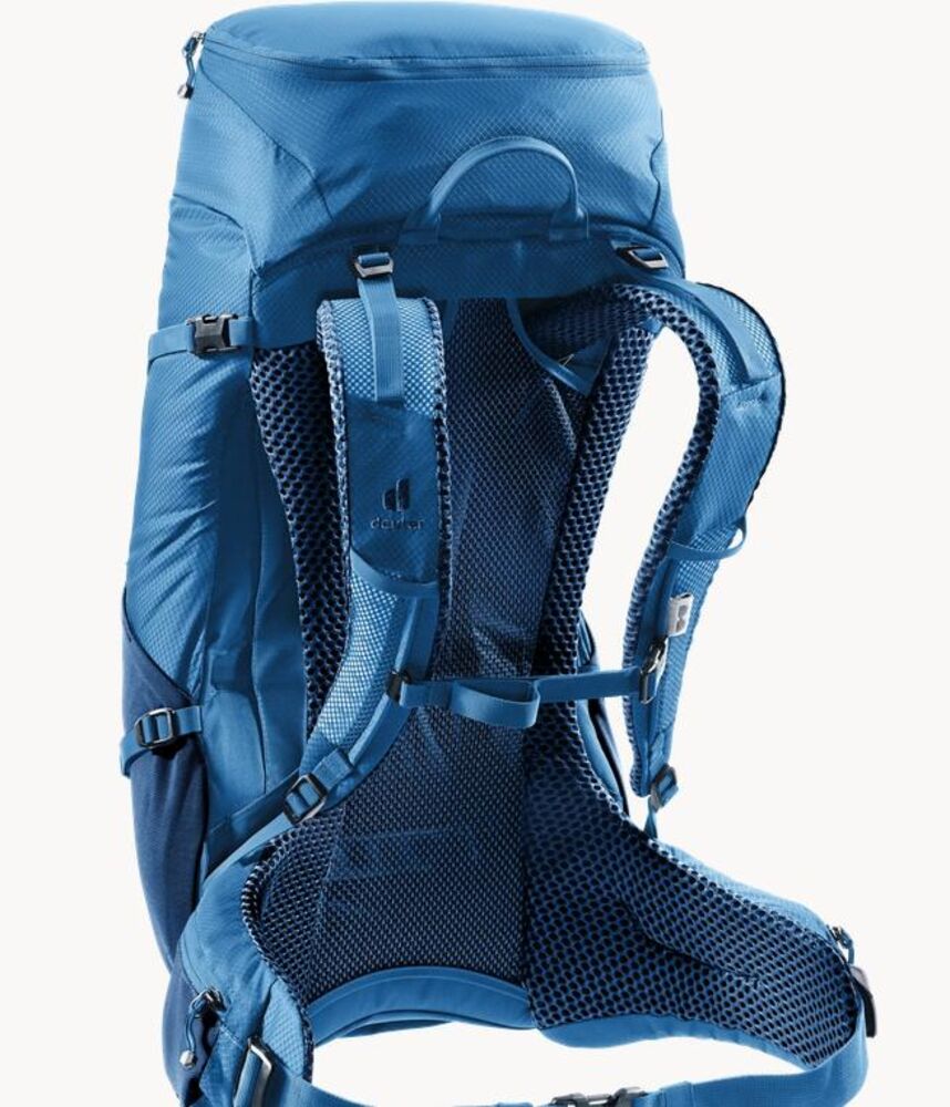Nightblue-baltic klik voor vergroting