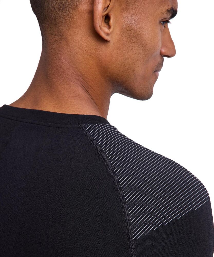 Black klik voor vergroting