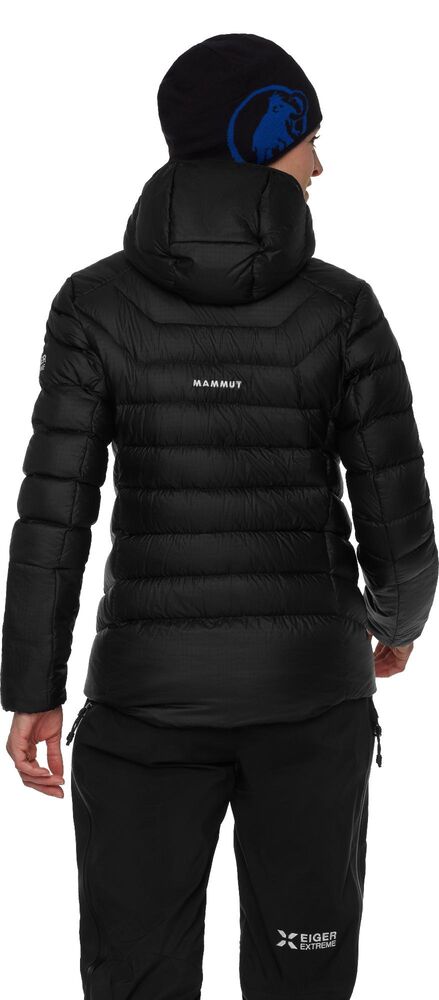 Black klik voor vergroting