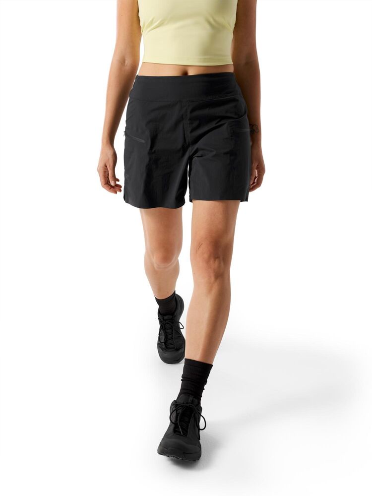 Black klik voor vergroting
