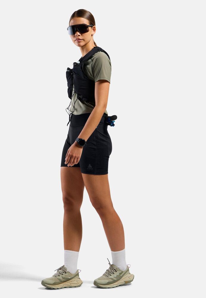 Black klik voor vergroting