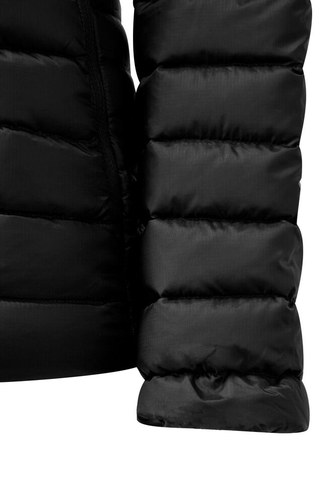 Black klik voor vergroting