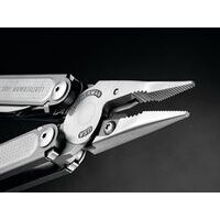 Leatherman FREE P2 Multitool